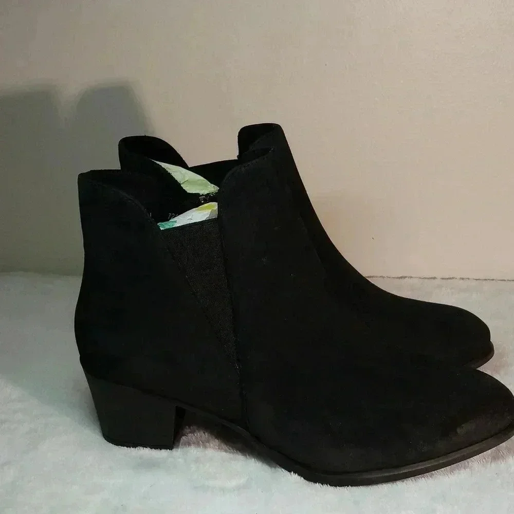 Munro footbed leather lining